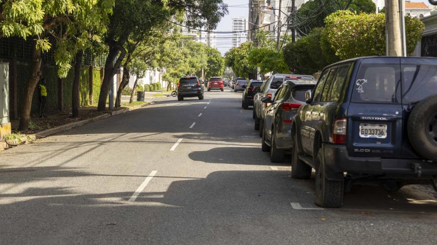 Parquéat_RD empezará a cobrar 5,000 pesos por multa y remolque de vehículos a partir del 4 de agosto