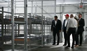 Corte federal ordena detener a "Alcatraz de los caimanes" en Florida