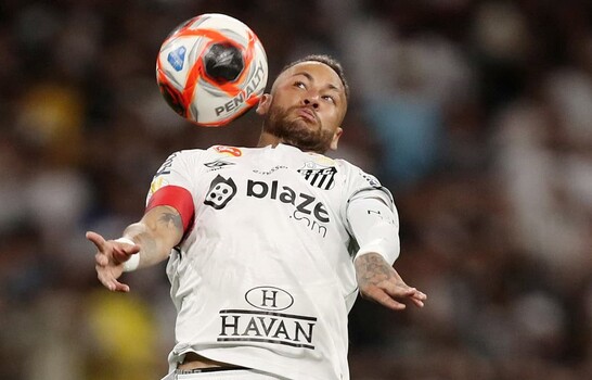 Neymar reaparece con gol, Santos empata y Sao Paulo sigue intratable en la Sudamericana