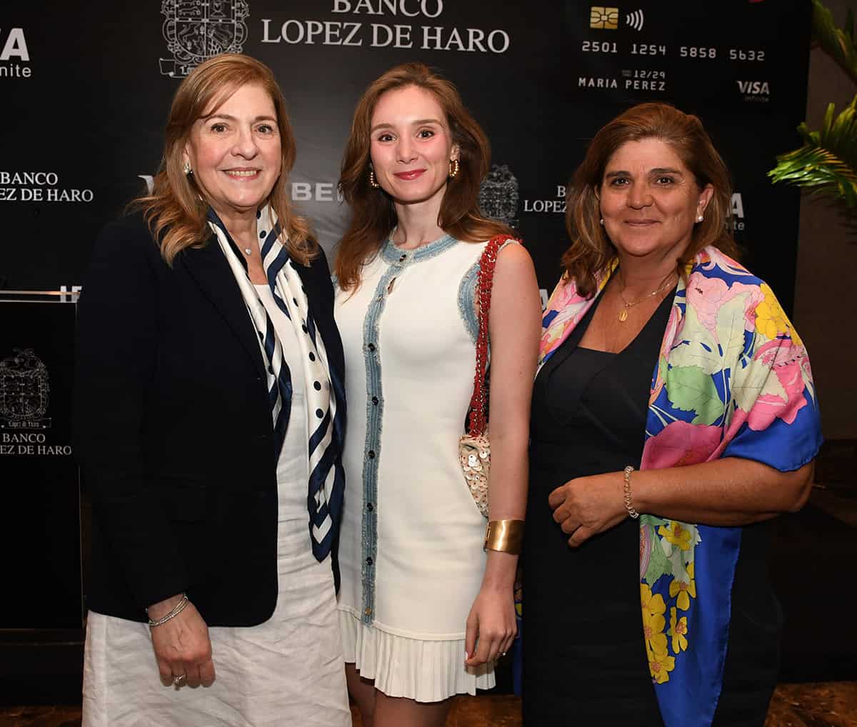 Margarita Rodríguez Copello, María Medina i Elena de Pérez