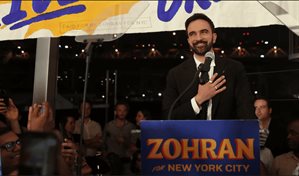 Mamdani asegura que electores pasarán la página y lo elegirán alcalde de Nueva York