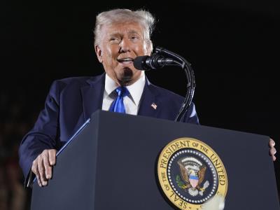 Congresistas de EEUU se apresuran para votar la ley fiscal de Trump