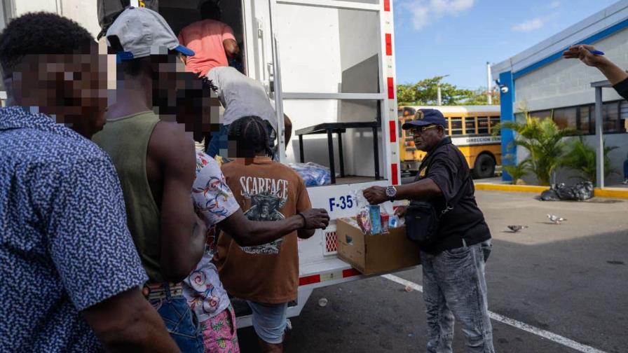 Migración informa que deportó a más de 30 mil haitianos indocumentados en junio