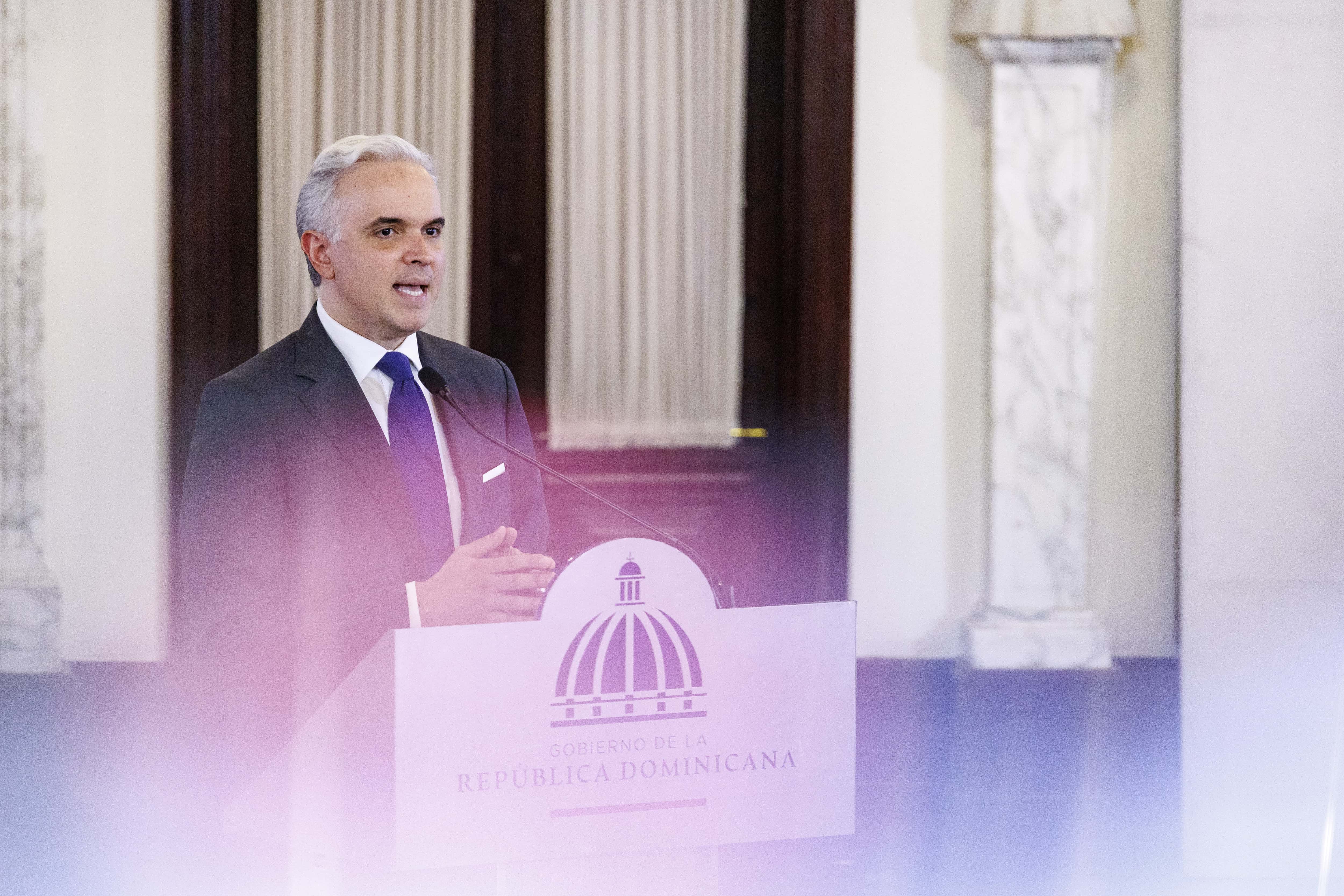 Ministro de Educación, Luis Miguel De Camps.