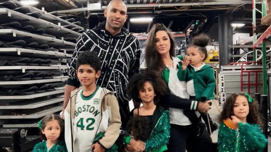 ¡La familia sigue creciendo! Amelia Vega está embarazada de su sexto hijo ¡La familia sigue creciendo! Amelia Vega está embarazada de su sexto hijo