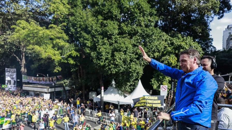 Expresidente brasileño Bolsonaro cancela compromisos de julio tras sentirse mal
