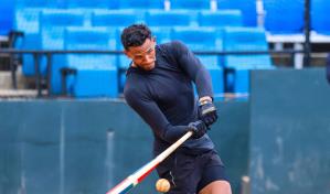 Erik González inicia entrenamientos para debutar con los Atléticos de Puerto Plata