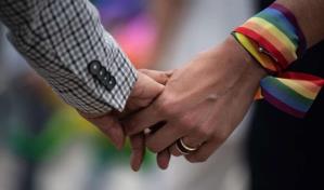 Hong Kong propone reconocer derechos a parejas del mismo sexo