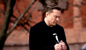 Tesla sigue con problemas: bajas ventas, peleas de Musk con Trump y el fin de los créditos