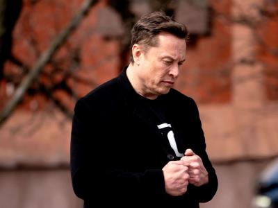 Tesla sigue con problemas