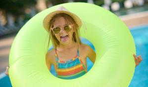 Cómo prevenir el ahogamiento infantil: claves para disfrutar de una piscina segura