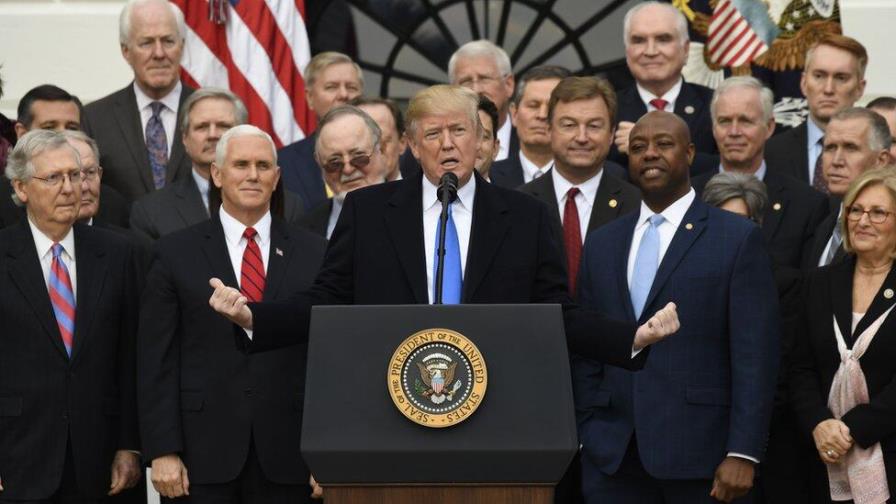 Trump confía en que el Congreso apruebe esta noche su gran paquete fiscal