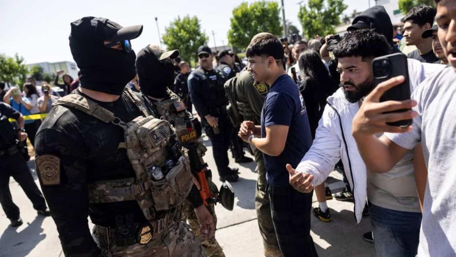 Gobierno Trump pide la lista de todos los inmigrantes detenidos en cárceles de California Gobierno Trump pide la lista de todos los inmigrantes detenidos en cárceles de California