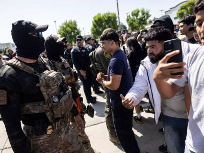 Latinos temen sufrir discriminación en redadas migratorias