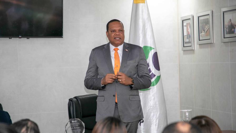Pro Consumidor advierte sancionará a comercios sorprendidos vendiendo útiles escolares de Inabie Pro Consumidor advierte sancionará a comercios sorprendidos vendiendo útiles escolares de Inabie