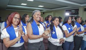 Desarrollo de la Comunidad capacita a mujeres en San Pedro de Macorís