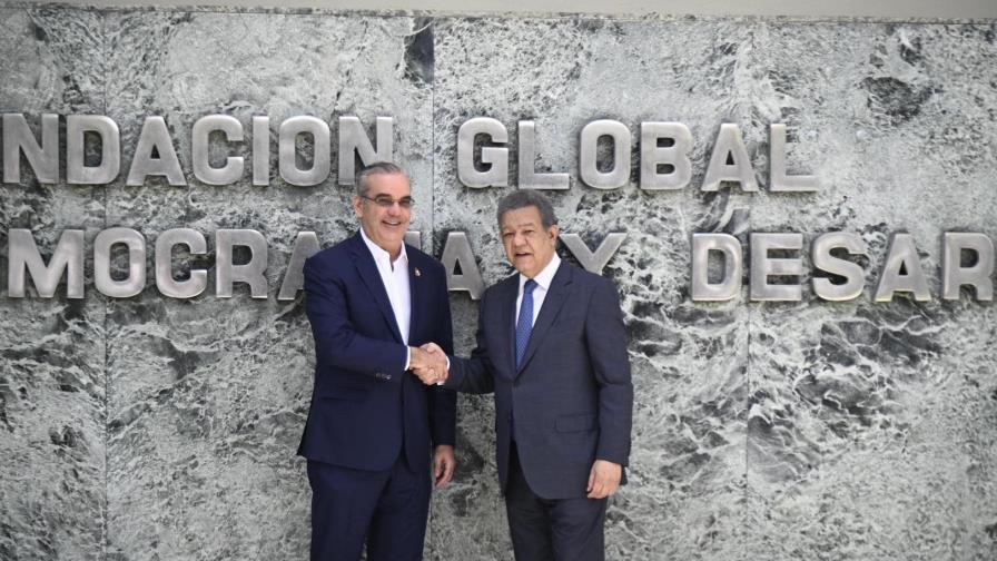 El presidente Luis Abinader llega a Funglode para reunirse con el exmandatario Leonel Fernández El presidente Luis Abinader llega a Funglode para reunirse con el exmandatario Leonel Fernández