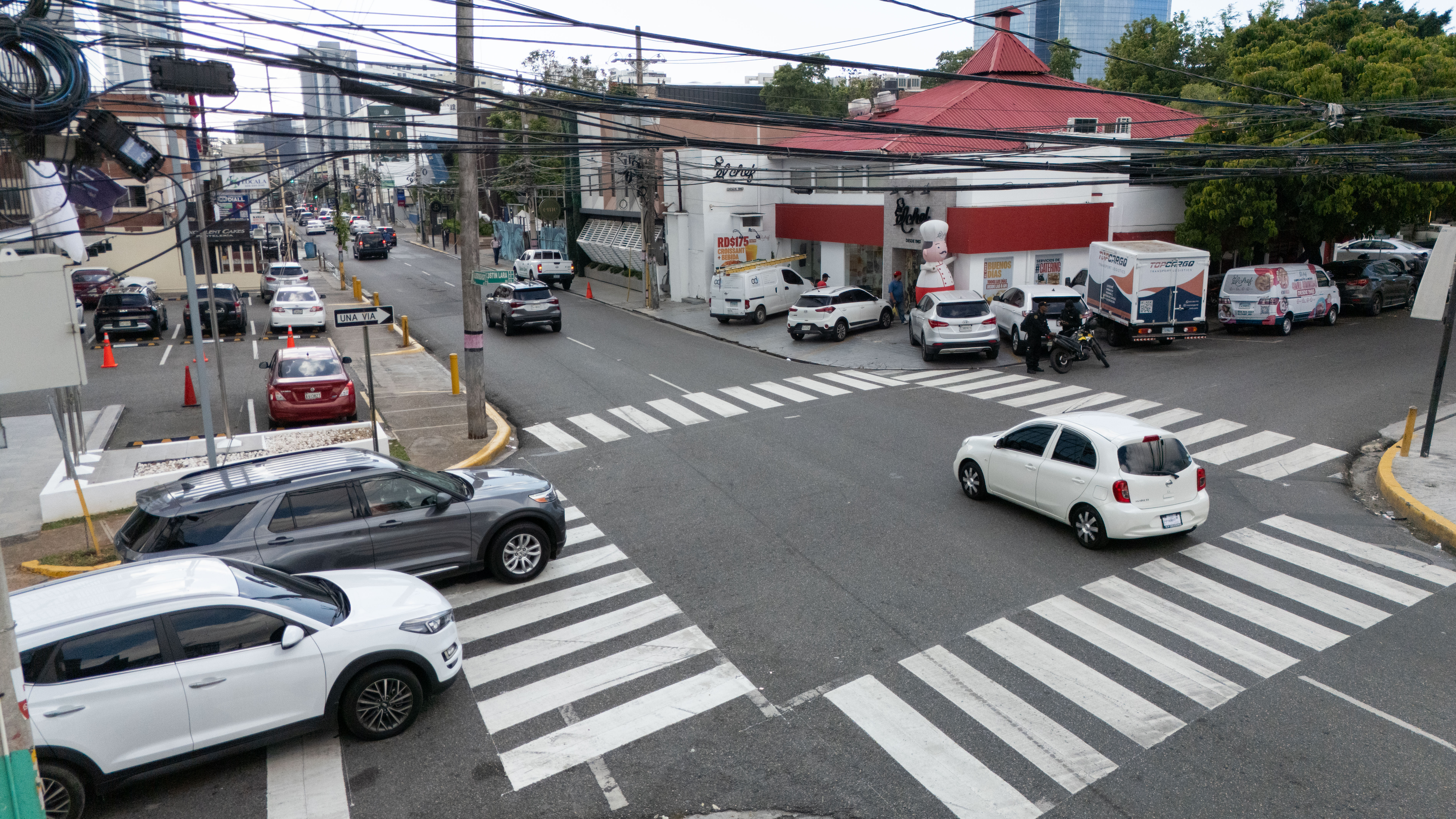 La calle Agustín Lara esquina Gustavo Mejía Ricart.