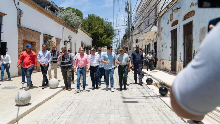David Collado entrega remozadas las calles Padre Billini y Duarte en la Ciudad Colonial David Collado entrega remozadas las calles Padre Billini y Duarte en la Ciudad Colonial