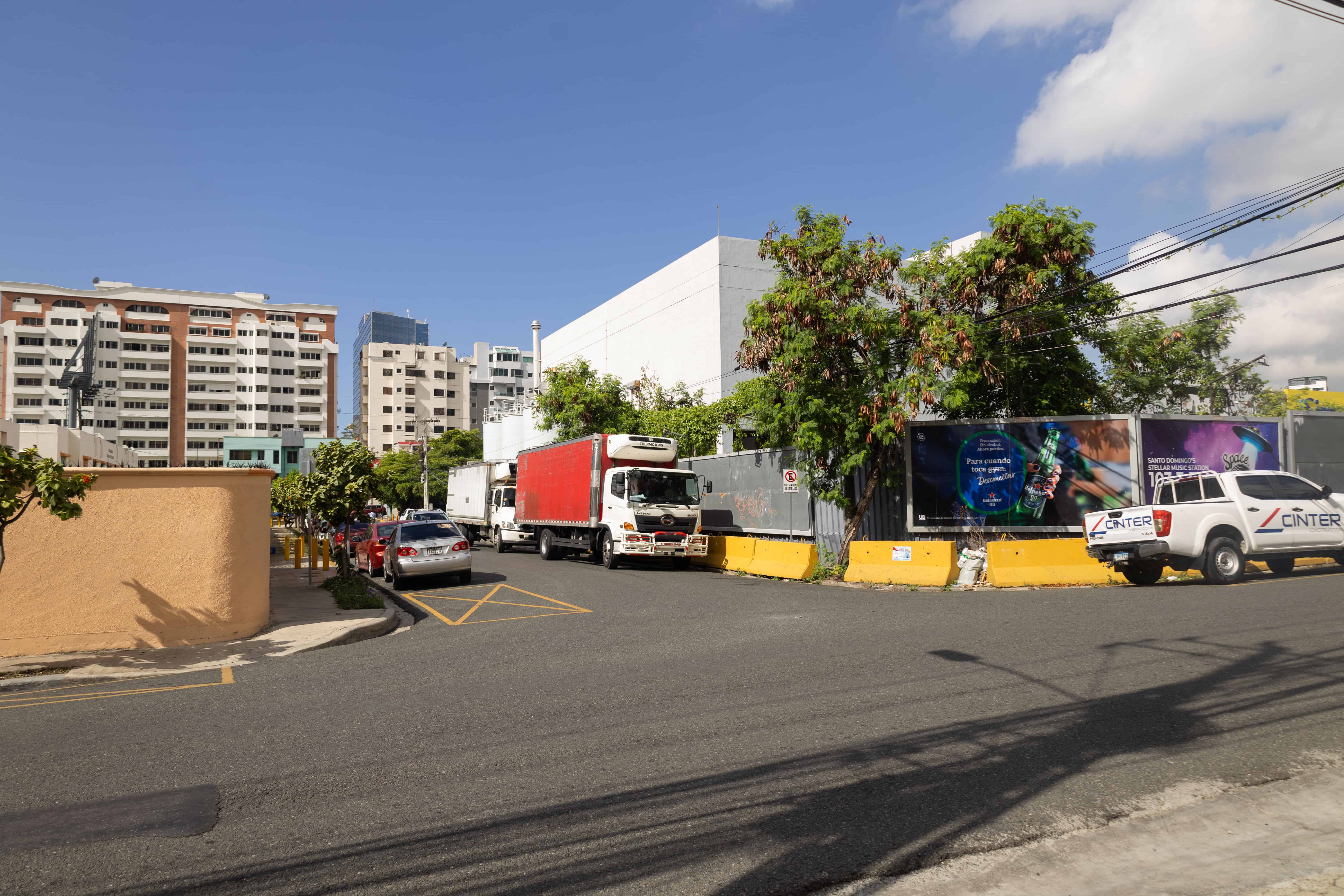 Esquina de la calle Siervas de María con Fantino Falcó. 