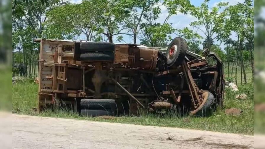 Un accidente de tránsito deja al menos tres muertos en el centro de Cuba Un accidente de tránsito deja al menos tres muertos en el centro de Cuba