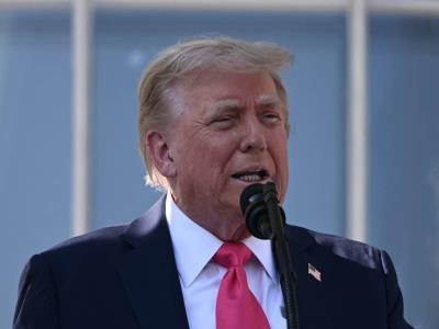 Trump firma declaración de emergencia por inundaciones en Texas