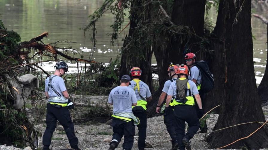 Asciende a casi 70 la cifra de fallecidos tras inundaciones en Texas Asciende a casi 70 la cifra de fallecidos tras inundaciones en Texas