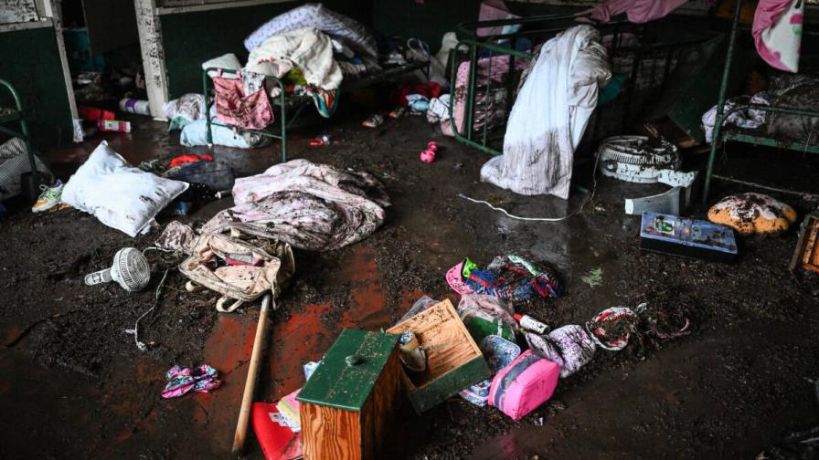 Identifican a una niña de 8 años y a la directora de un campamento entre los muertos en Texas Identifican a una niña de 8 años y a la directora de un campamento entre los muertos en Texas