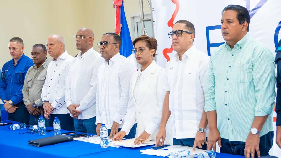 Gobierno y comunidad articulan avances de obras prioritarias en La Altagracia Gobierno y comunidad articulan avances de obras prioritarias en La Altagracia