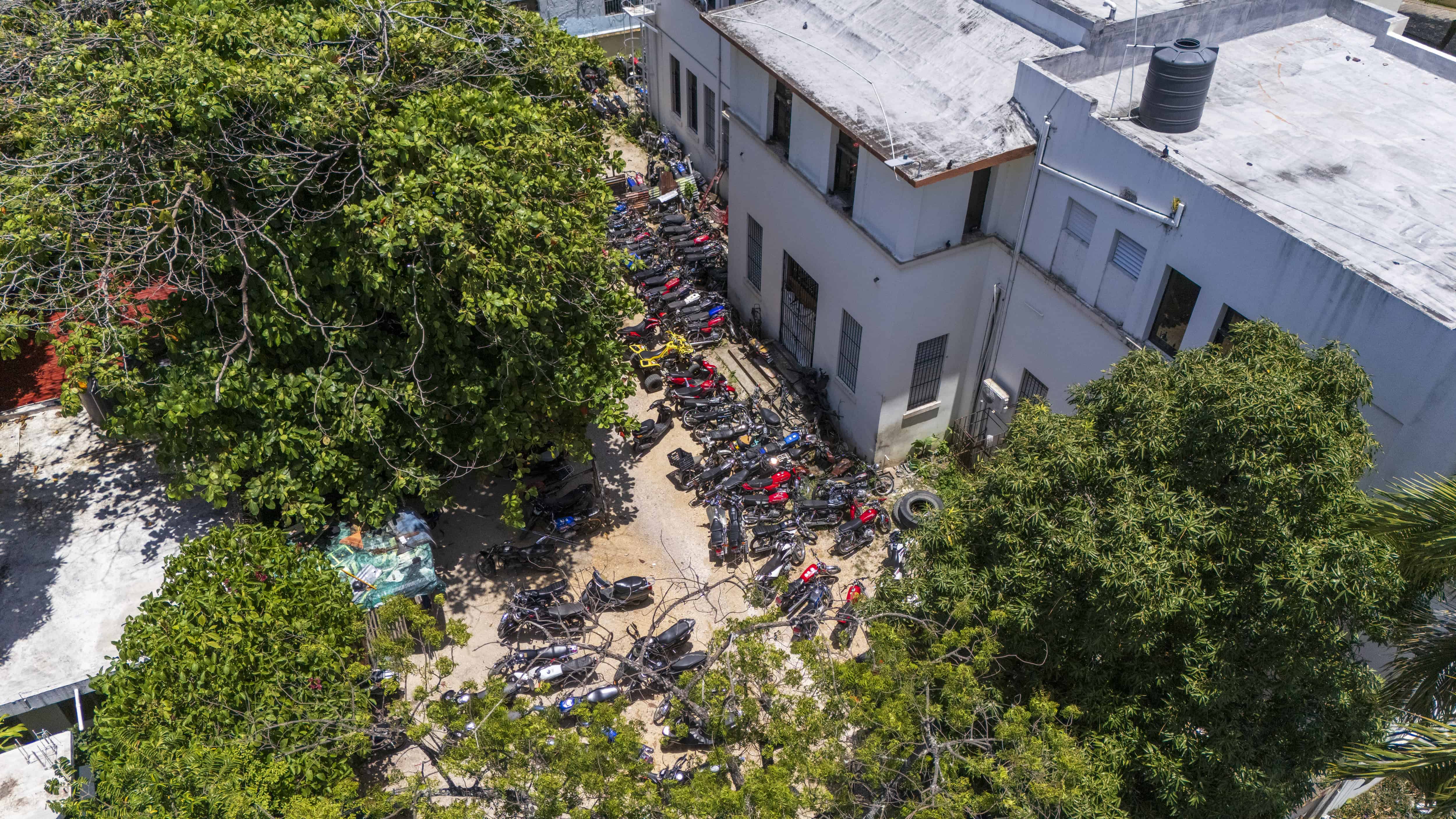 Motocicletas detenidas por violar la Ley de Tránsito.