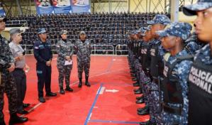 Policía anuncia despliegue de más de dos mil agentes en pasantías en las direcciones regionales