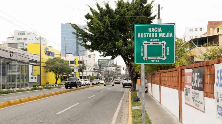 Prohibir giros a la izquierda ha resultado exitoso en decenas de ciudades en el mundo