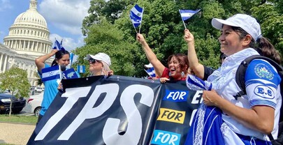 Cerca de 100 organizaciones instan a Trump a prorrogar el TPS para El Salvador