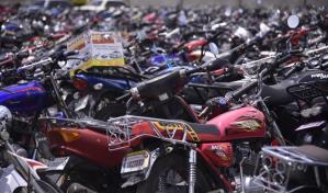 Centenares de motocicletas incautadas en Santiago generan caos y quejas