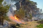 Miles de personas confinadas y casi 3,000 hectáreas quemadas por un incendio en España