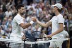 Djokovic y Sinner avanzan a cuartos de final en Wimbledon