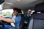 Uber lanza nueva opci&oacute;n para facilitar viajes a personas mayores
