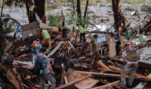 La cifra de muertos por las inundaciones en Texas supera los 100