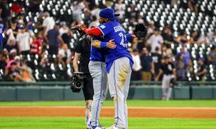 Vladimir Guerrero interrumpe y los Azulejos no se detienen con noveno triunfo corrido