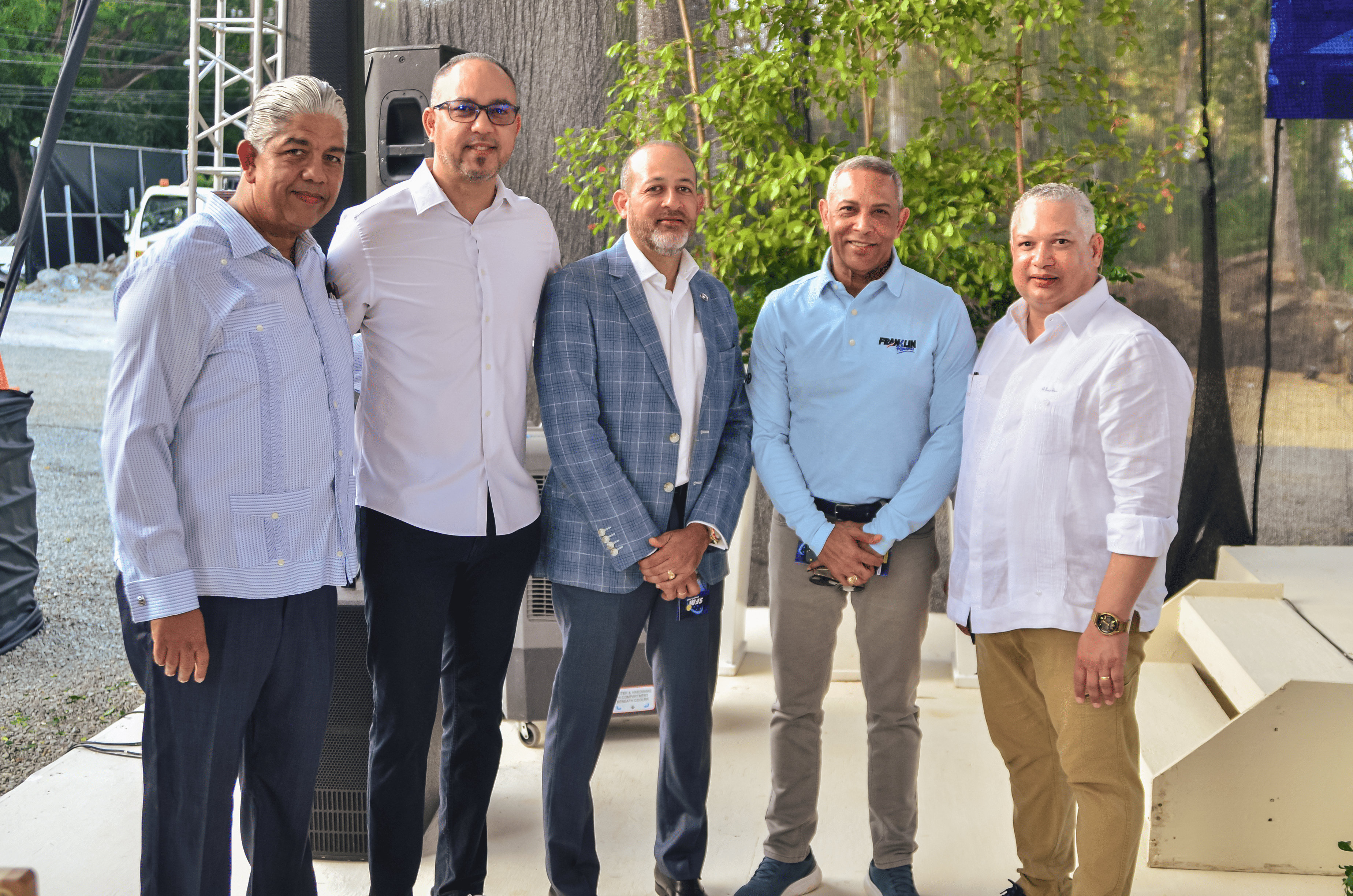 Mickey Pantaleon, David Diaz, Siquio Manuel Salazar NG, Franklin Romero y Daniel Canela.