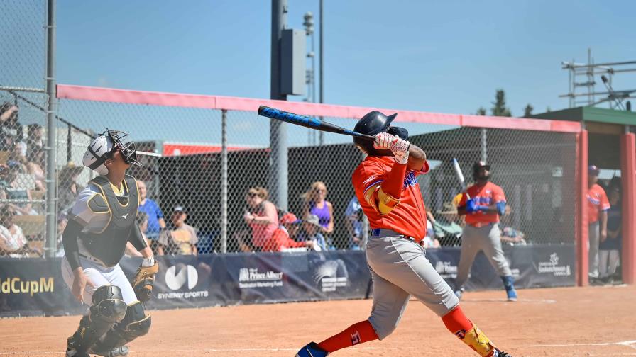 Video | RD vence a Japón en inicio Mundial de Softbol en Canadá Video | RD vence a Japón en inicio Mundial de Softbol en Canadá