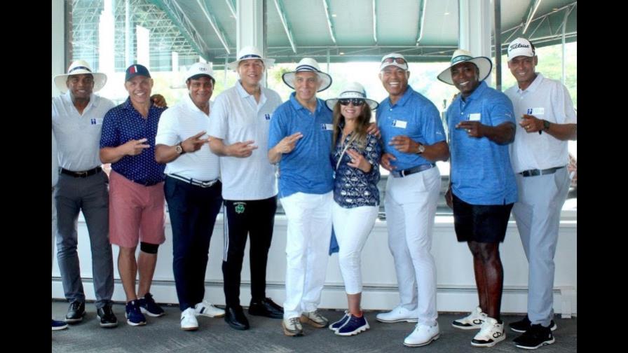Celebridades del béisbol viven la segunda edición del torneo de Golf Fundación doctor Ramón Tallaj
