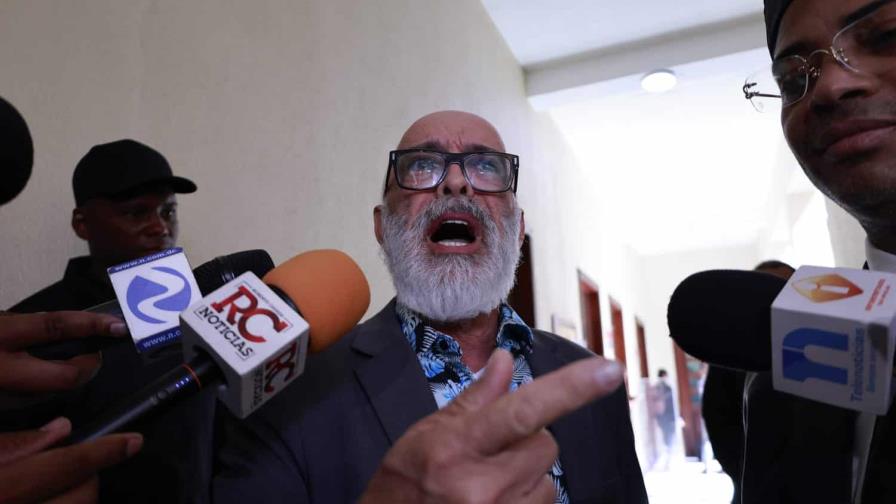 Médico de Ángel Martínez advierte a Abinader que su cliente podría morir hoy mismo en la cárcel Médico de Ángel Martínez advierte a Abinader que su cliente podría morir hoy mismo en la cárcel