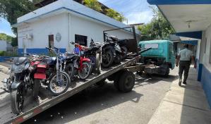 Operativo contra carreras clandestinas deja 12 arrestados y 20 motores retenidos