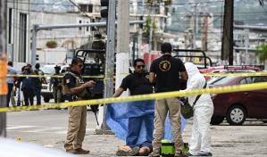 Asesinan a policía e influencer en balneario mexicano de Acapulco Asesinan a policía e influencer en balneario mexicano de Acapulco