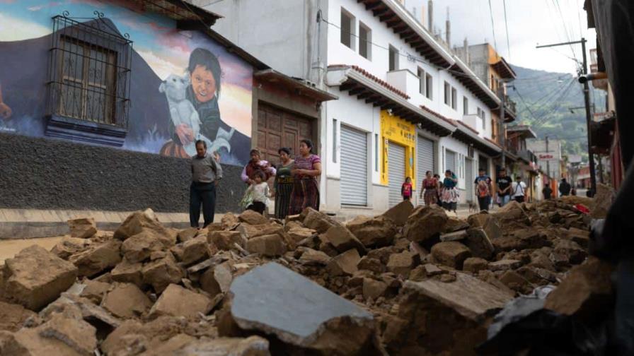 Sismos dejan cinco muertos y daños en un centenar de casas en Guatemala Sismos dejan cinco muertos y daños en un centenar de casas en Guatemala