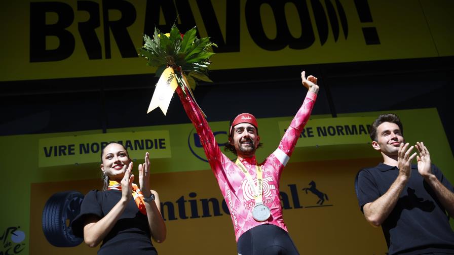 Healy se despierta de un sueño en Vire y Pogacar cede a Van der Poel el maillot amarillo Healy se despierta de un sueño en Vire y Pogacar cede a Van der Poel el maillot amarillo