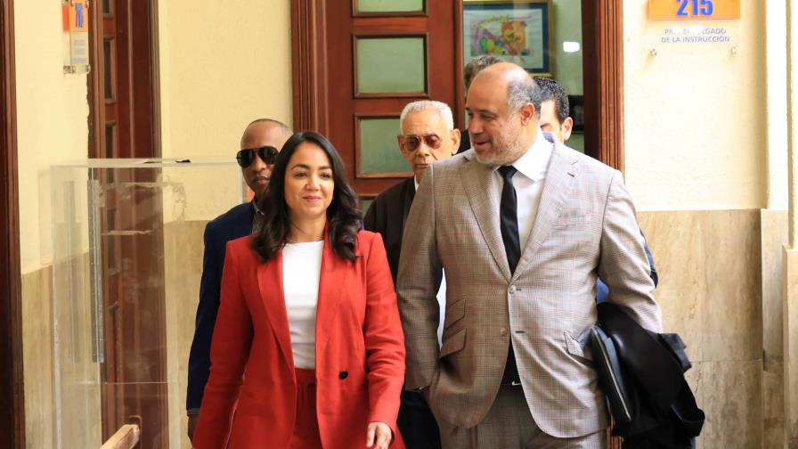 Faride Raful afirma que busca revelar quién financia las campañas de difamación en su contra Faride Raful afirma que busca revelar quién financia las campañas de difamación en su contra
