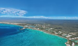 Comerciante de Pedernales dice labora con autorización