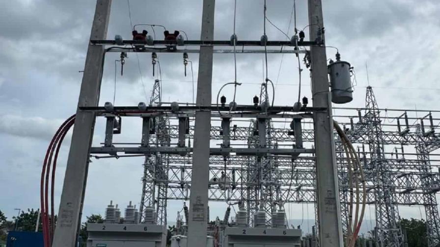 Pedernales ya dejó de estar fuera del Sistema Eléctrico Nacional Interconectado Pedernales ya dejó de estar fuera del Sistema Eléctrico Nacional Interconectado